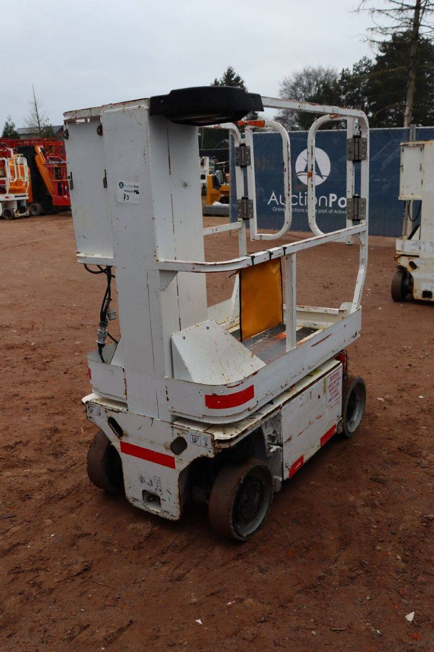 JLG 1230ES Elektrischer Mastlift 5,66 m 2014