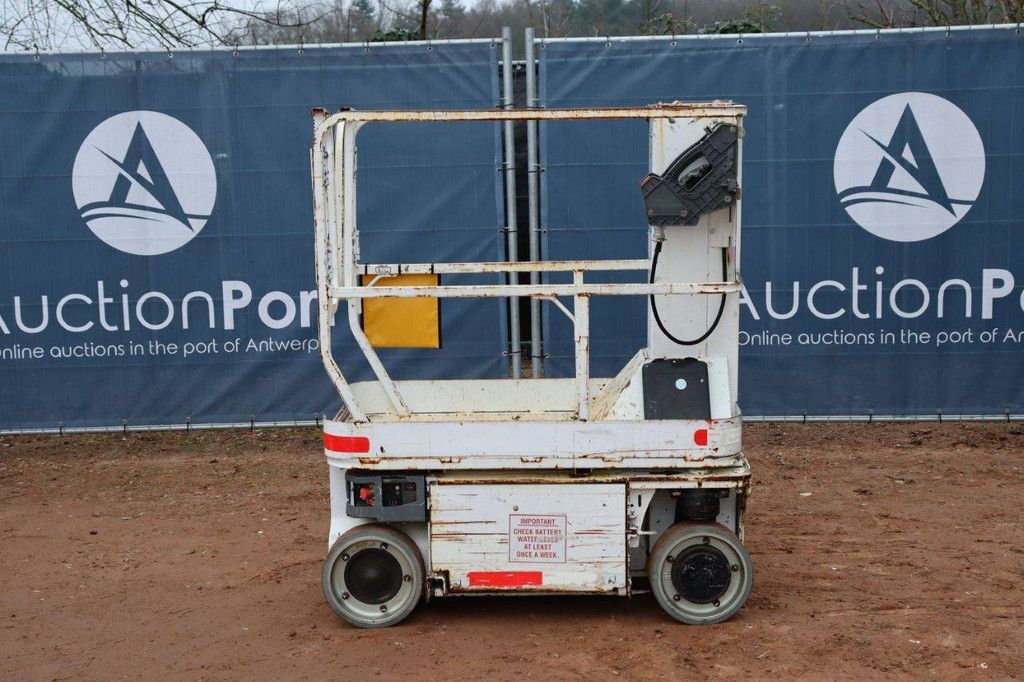 JLG 1230ES Elektrischer Mastlift 5,66 m 2013