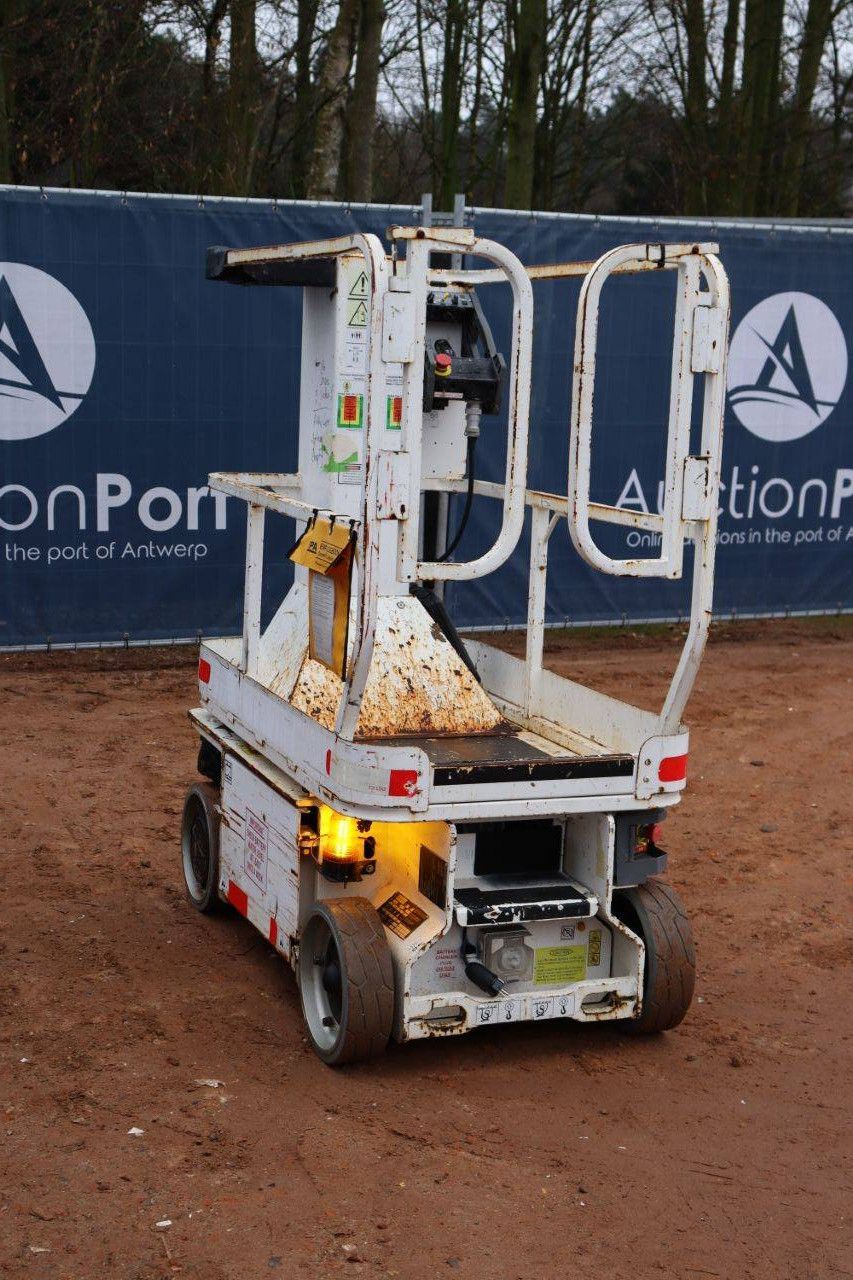 JLG 1230ES Elektrischer Mastlift 5,66 m 2013