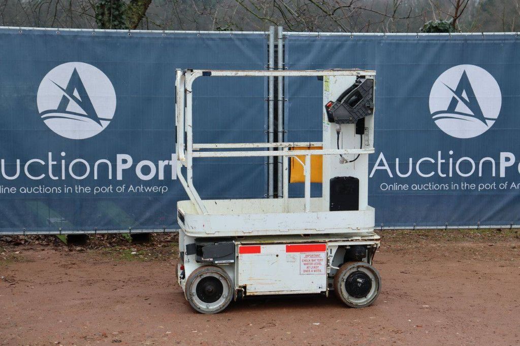 JLG 1230ES Elektrischer Mastlift 5,66 m 2013