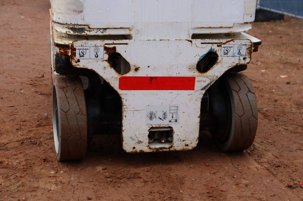 JLG 1230ES Elektrischer Mastlift 5,66 m 2013