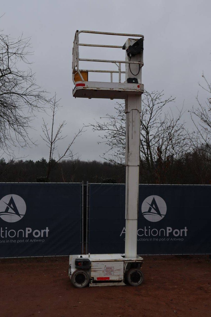 JLG 1230ES Elektrischer Mastlift 5,66 m 2013