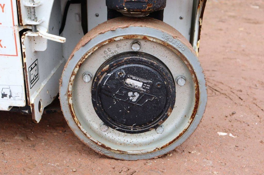 JLG Electric Scissor Lift Mast Boom Lift