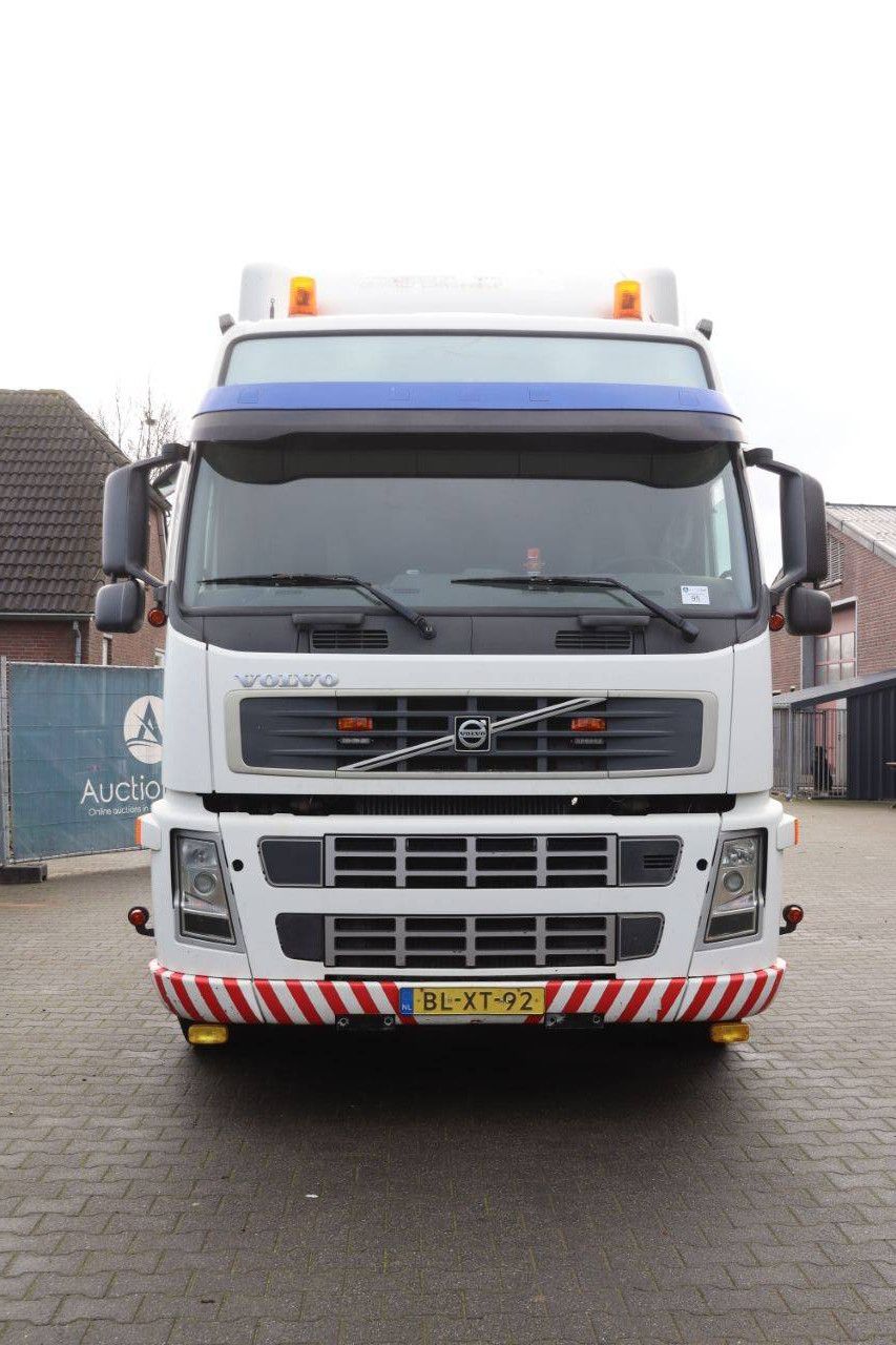 Fahrgestell Kabine Volvo FM9 4X2T FAL6.7 RAD-A4 Diesel 2002
