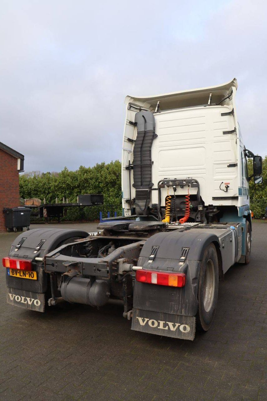 Fahrgestell mit Fahrerhaus Volvo FM 390 Diesel 2008