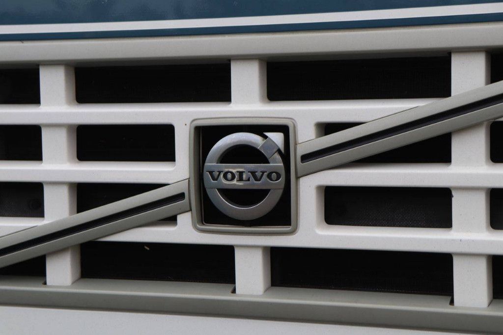 Fahrgestell mit Fahrerhaus Volvo FM 390 Diesel 2008