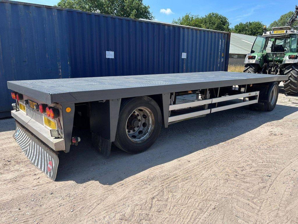 Flatbed-Sattelauflieger Cuppers 2002