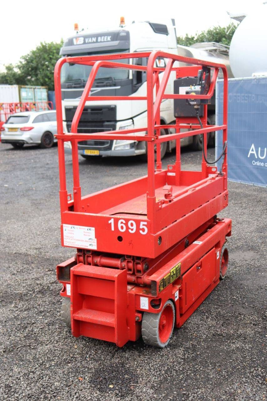 Scissor lift Haulotte Optimum 6 Electric 6.45m 2009