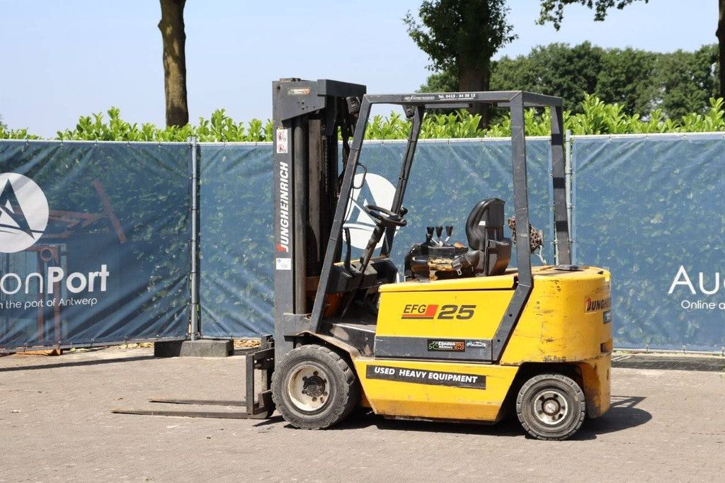 Forklift Jungheinrich EFG 25 Electric 2400kg 5.0m 1999