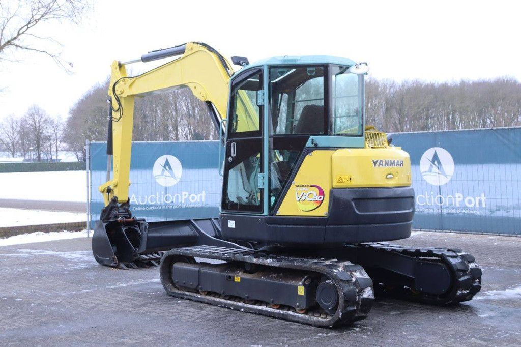Rupsgraafmachine Yanmar ViO80 Diesel 43.4kW 2015