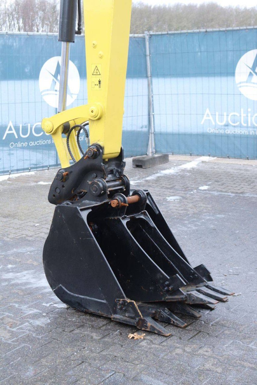 Rupsgraafmachine Yanmar ViO80 Diesel 43.4kW 2015