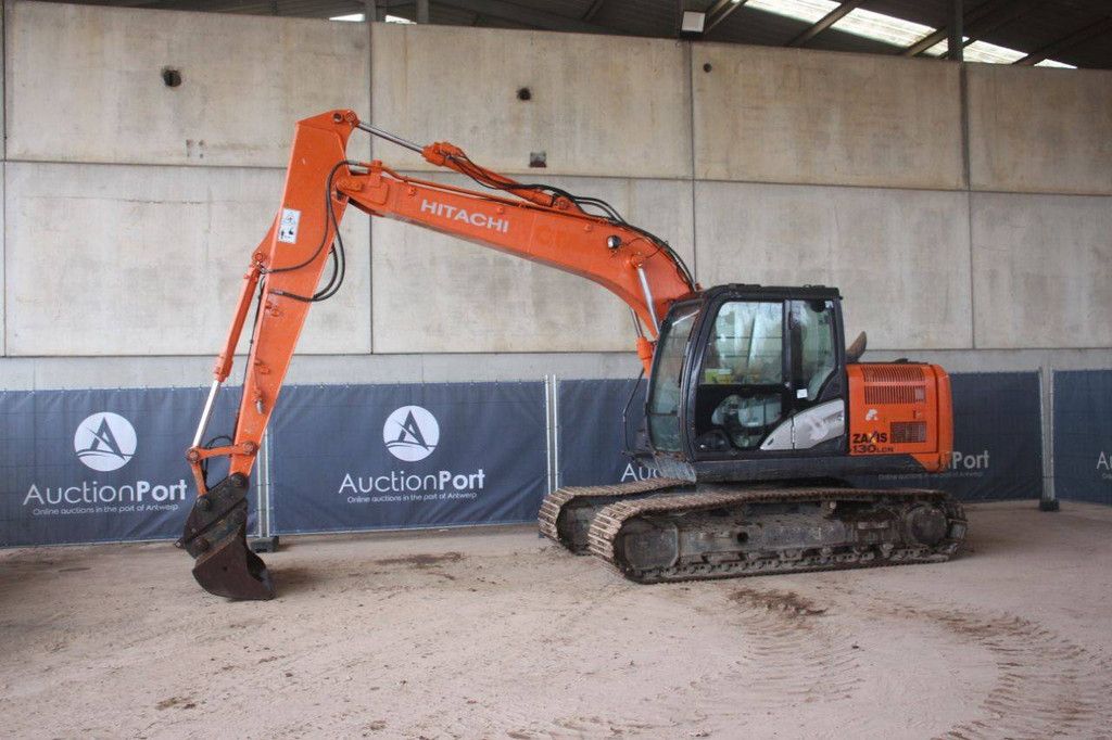 Raupenbagger Hitachi ZX130LCN-5B Diesel 23,4 kW 2016