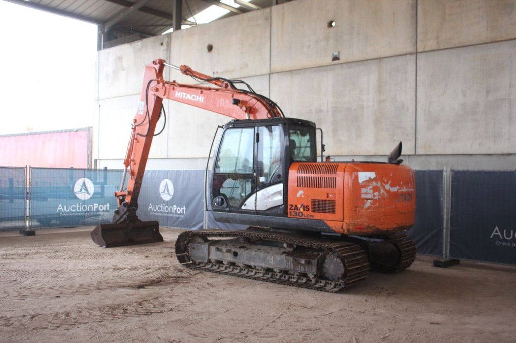 Raupenbagger Hitachi ZX130LCN-5B Diesel 23,4 kW 2016