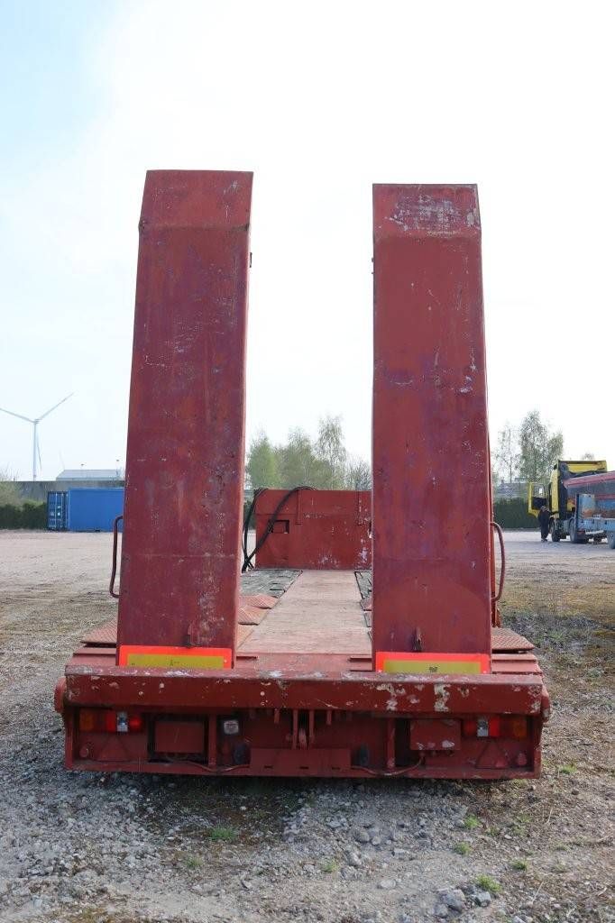 Semi-Low Loader Tec SVP 12.48.3 1992