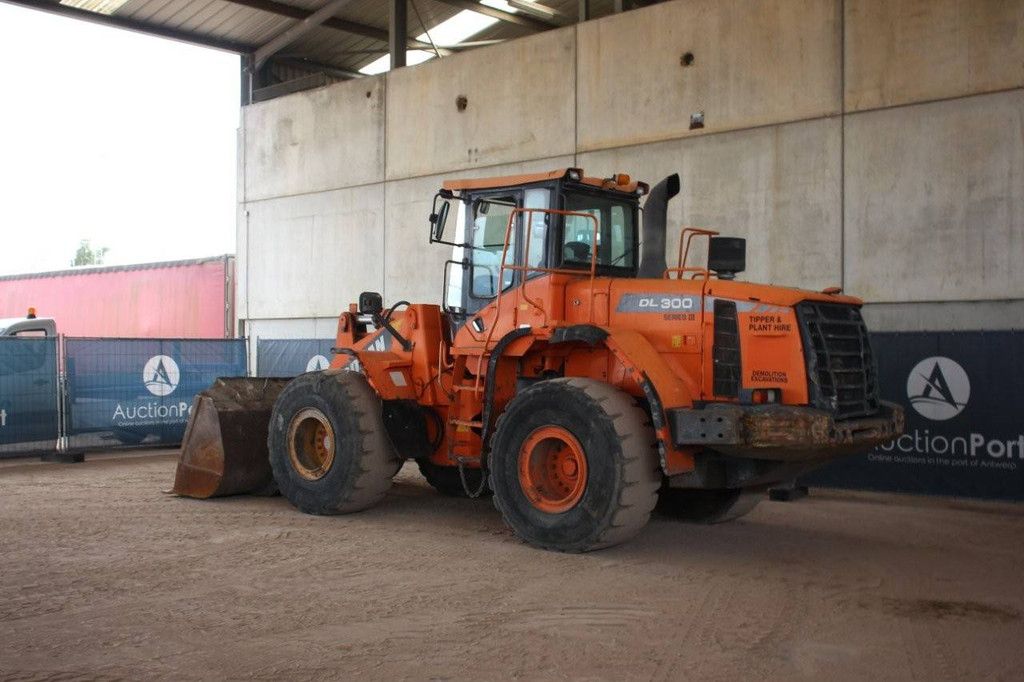 Wheel loader Doosan DL300 Series III Diesel 22kW 2014
