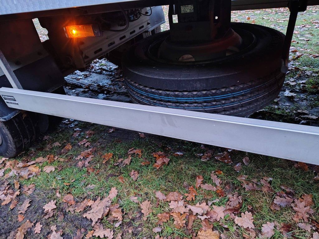 Closed Semi-trailer Vergauwe VF BE 2015