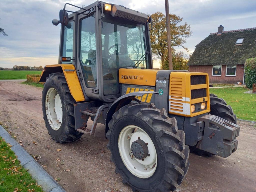 Traktor Renault TX 85.14 Diesel 80 PS 1992