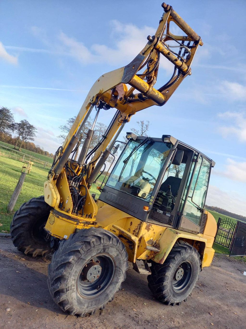 Radlader Ahlmann AZ 85T Diesel 51kW 2000