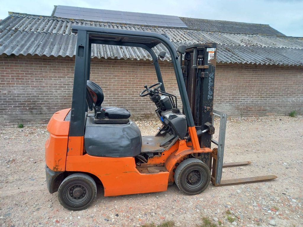Gabelstapler Toyota 02-7FD14 Diesel 1400 kg 3,0 m