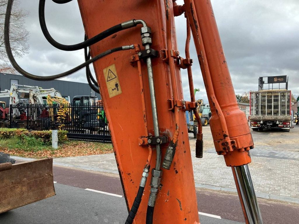 Hitachi ZX130W Diesel-Radbagger, Baujahr 2007