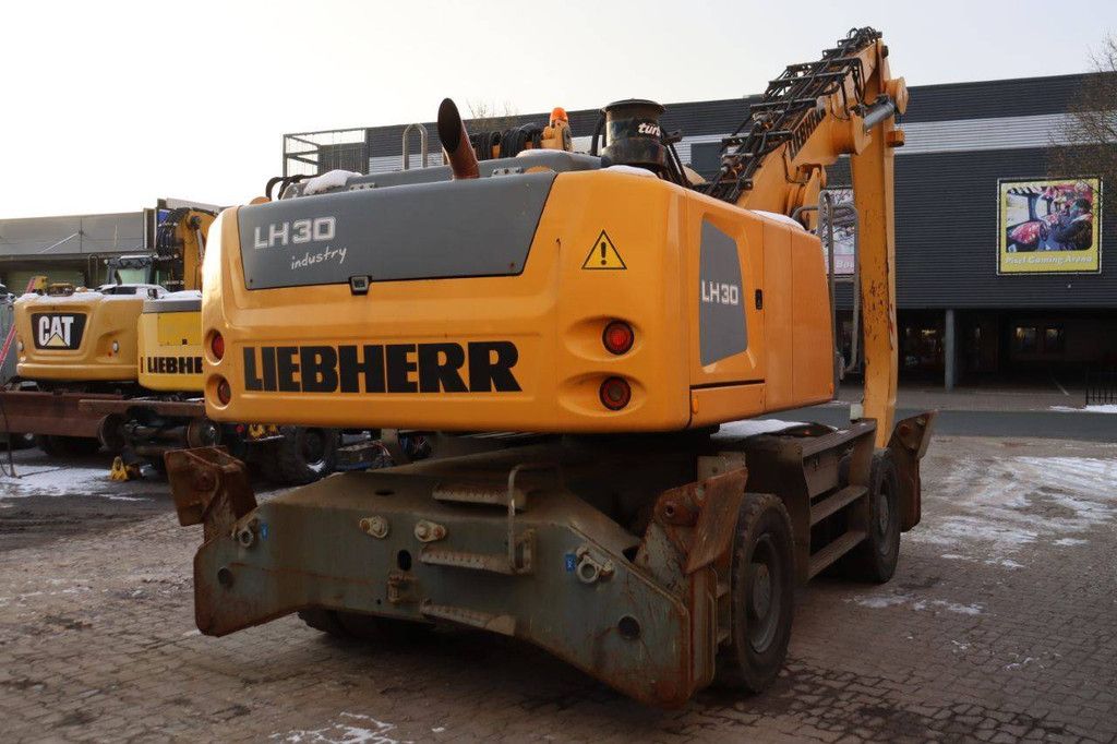 Wheel excavator Liebherr LH30M Litronic Diesel 129kW 2013
