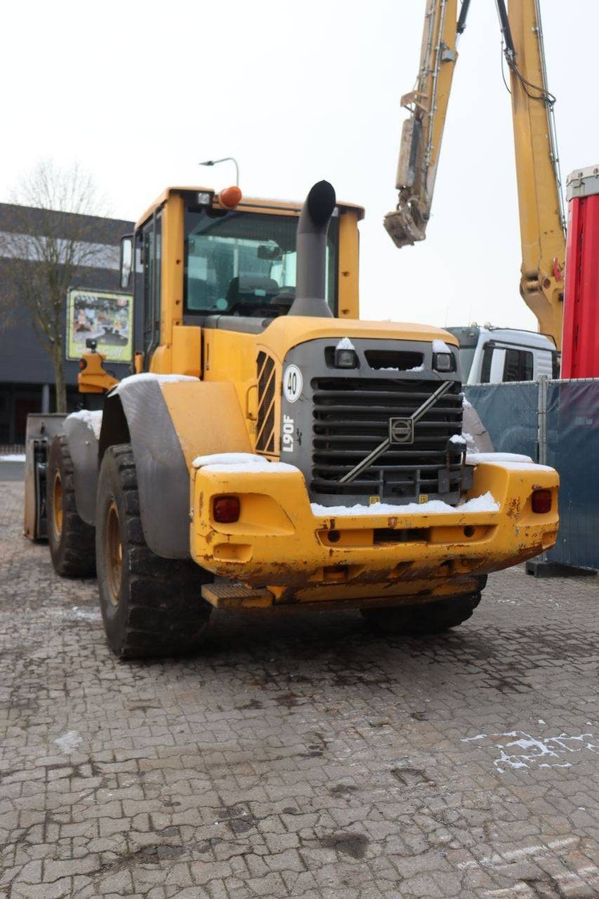 Wheel loader Volvo L90F Diesel 119kW 2007
