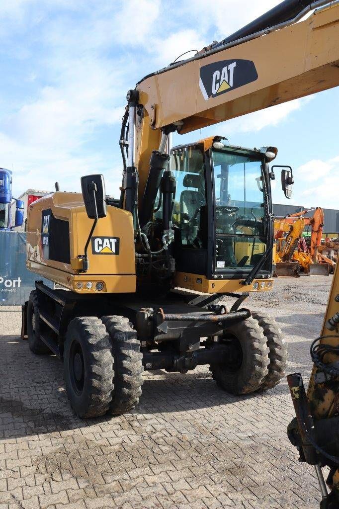 Wheel excavator Caterpillar M318F Diesel 2015