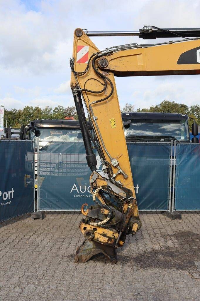 Wheel excavator Caterpillar M318F Diesel 2015