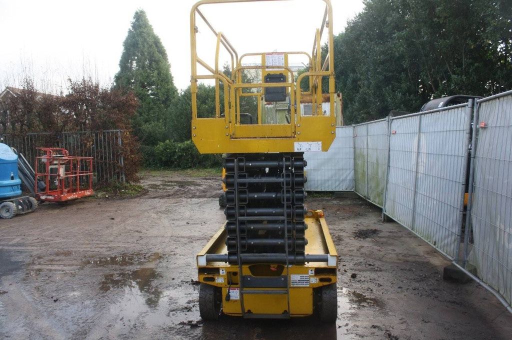Scissor lift GMG 4646ED Electric 16.0m 2019