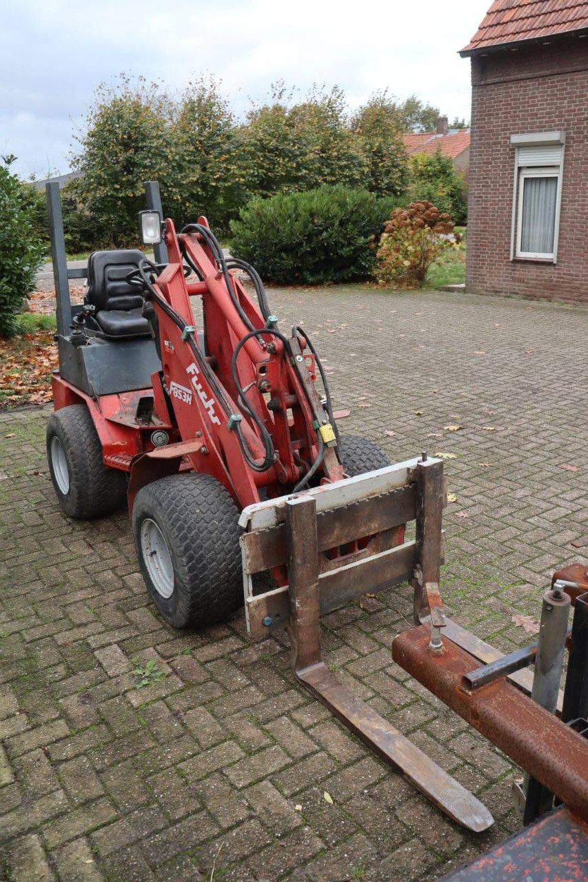 Kniklader Fuchs F853H Diesel 21kW 2004