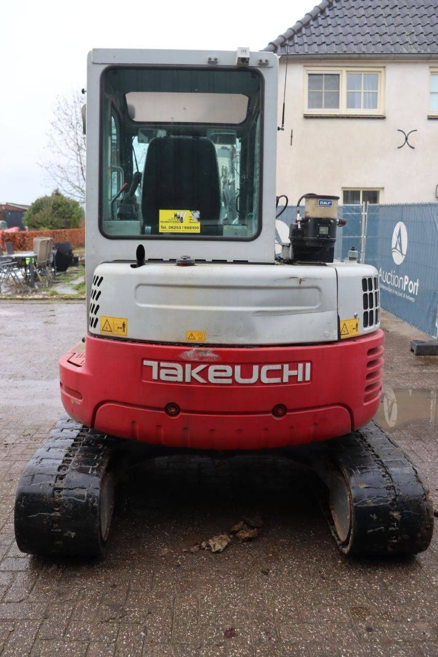Raupenbagger Takeuchi TB153FR Diesel 29,5 kW 2019
