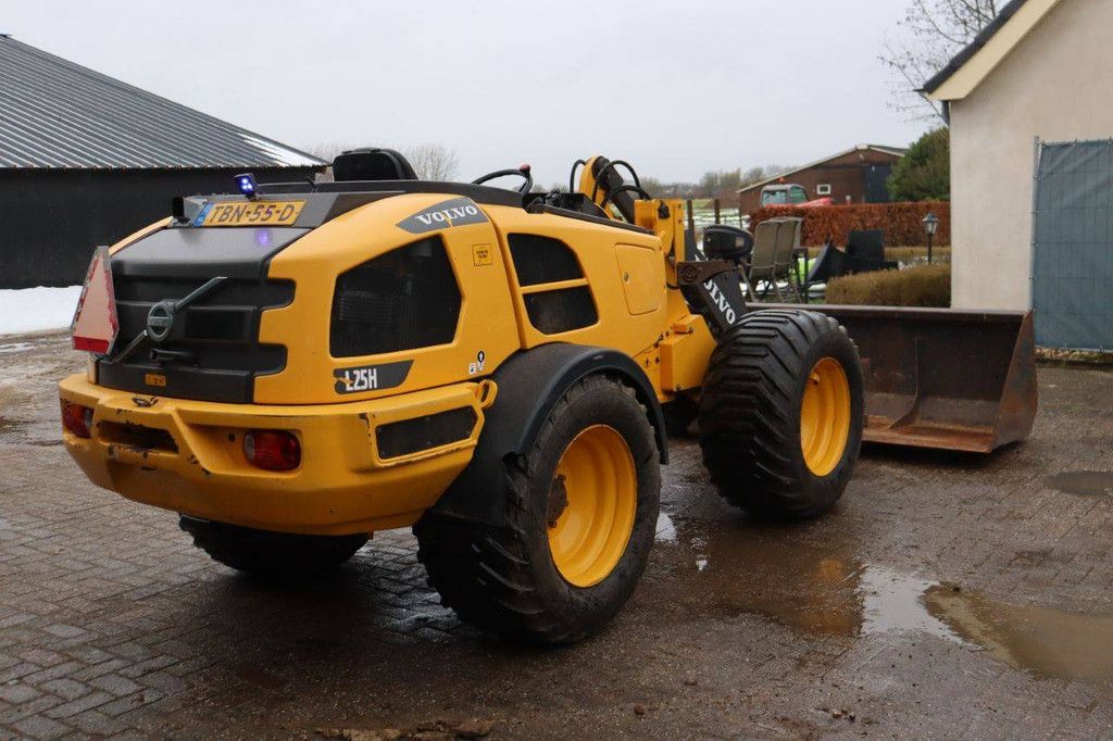Wheel loader Volvo L25H Diesel 48kW 2019