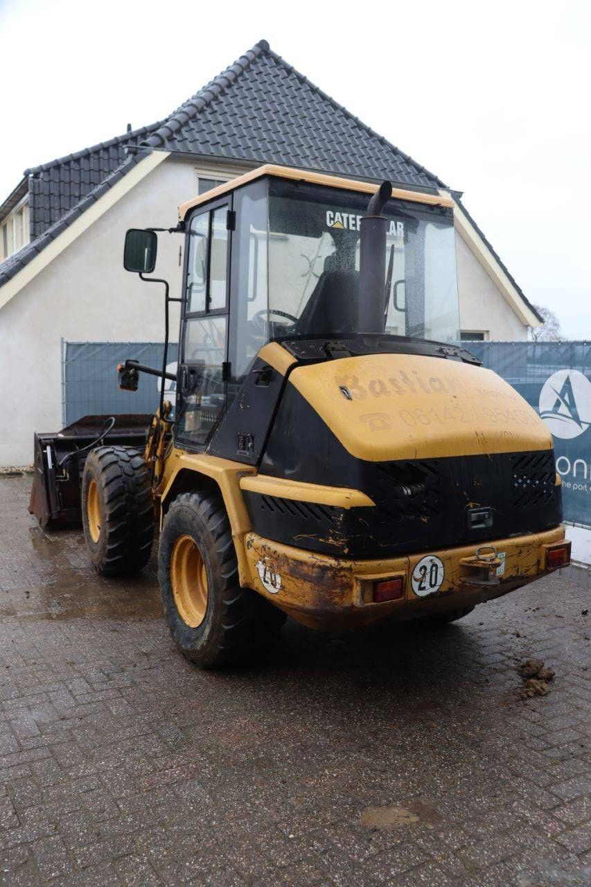 Wheel loader Caterpillar 906 Diesel 51kW 2006