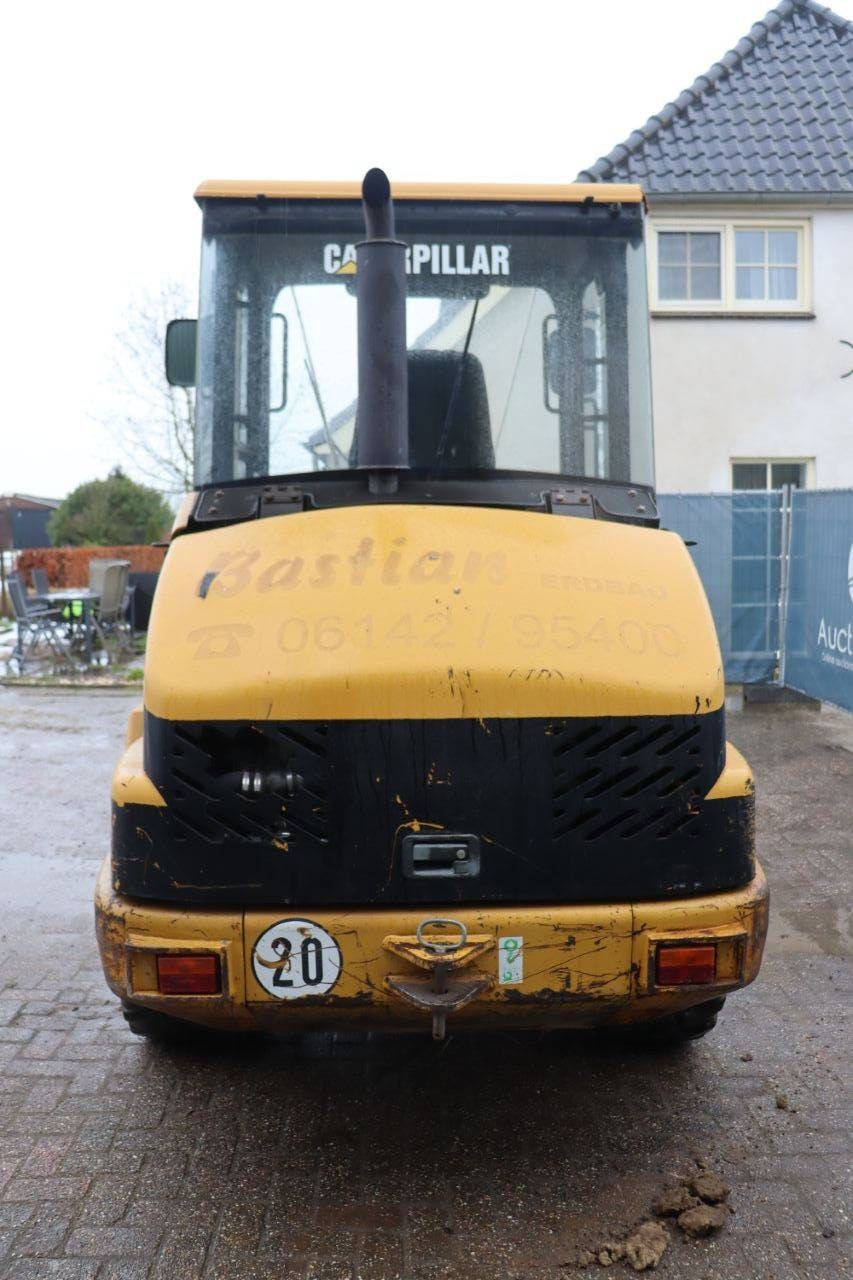 Wheel loader Caterpillar 906 Diesel 51kW 2006