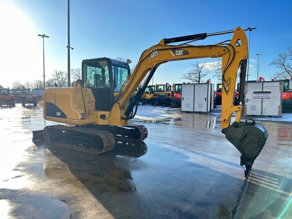 Raupenbagger Caterpillar 306 Diesel 40,5 kW 2011