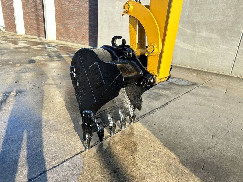 Raupenbagger Caterpillar 306 Diesel 40,5 kW 2011