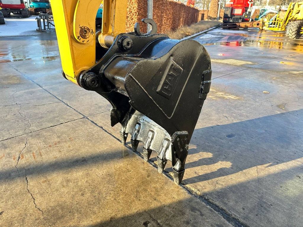 Raupenbagger Caterpillar 306 Diesel 40,5 kW 2011