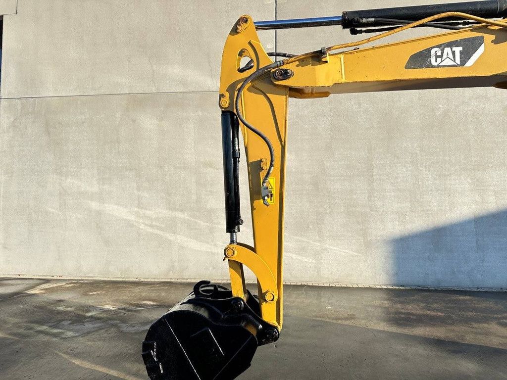 Raupenbagger Caterpillar 306 Diesel 40,5 kW 2011