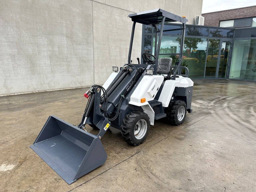 Wheel loader SDLOOL SL-S30 Petrol 18.5kW 2025 New