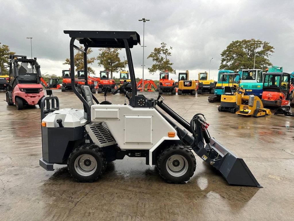 Wheel loader SDLOOL SL-S30 Petrol 18.5kW 2025 New