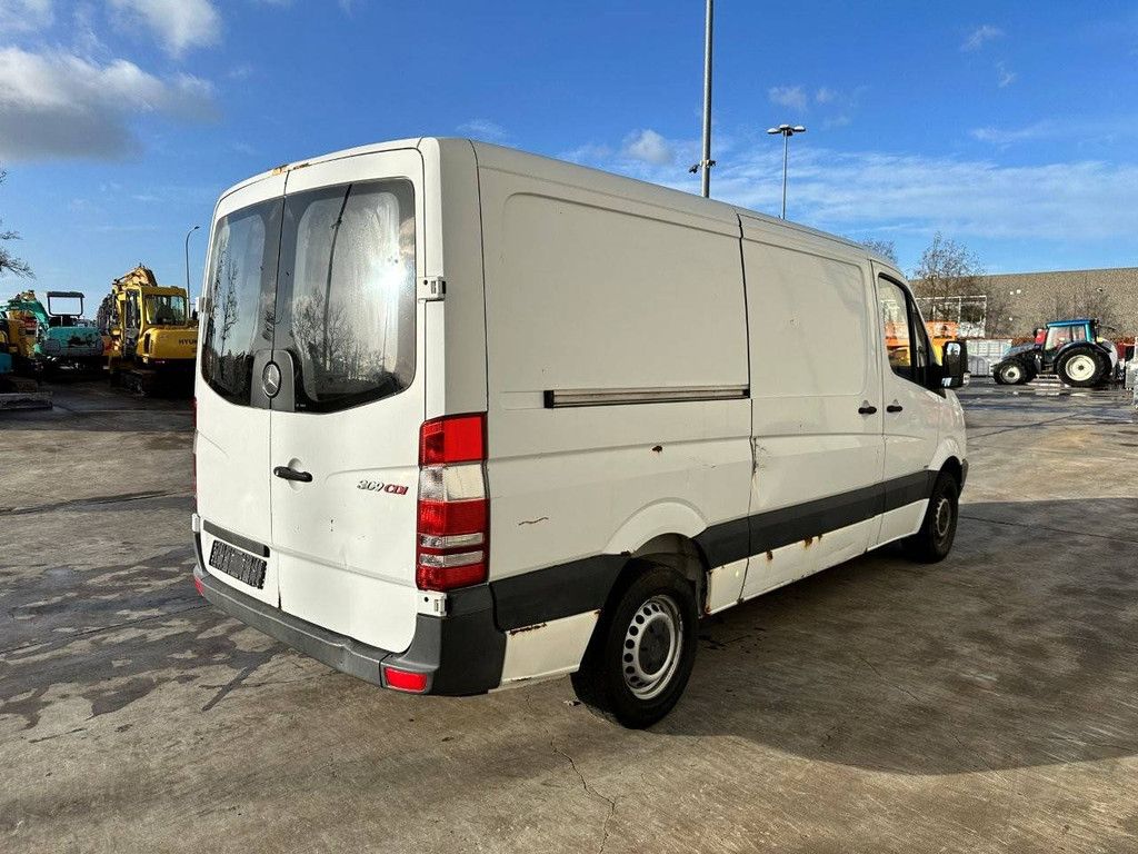 Mercedes-Benz Sprinter 309 CDI Diesel 66 kW, Baujahr 2006, Transporter