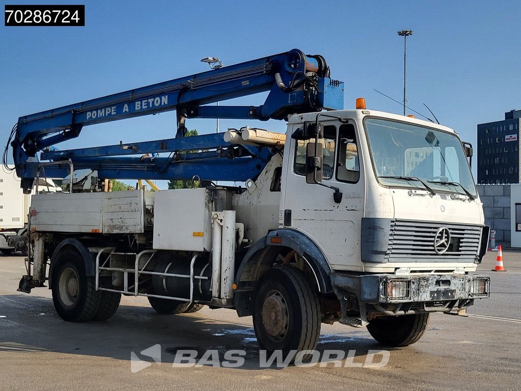 Mercedes SK 1922 4X2 Schwing Stetter KVM 26/22 Pump Steel Suspension Big-Axle Manual Euro 1