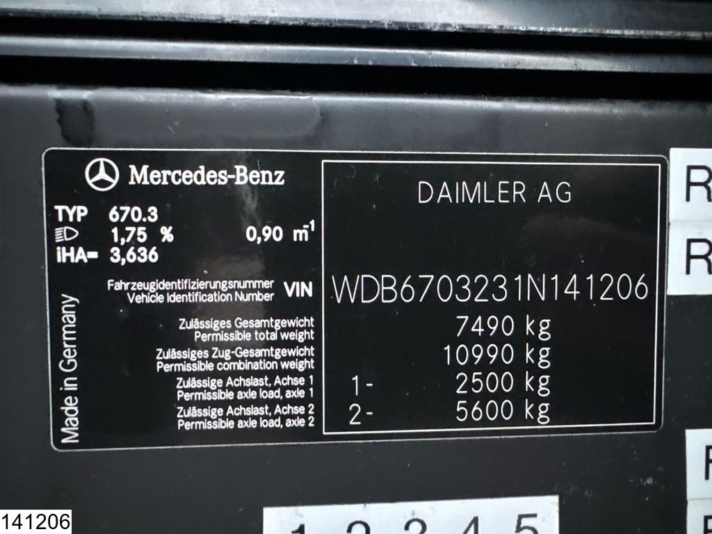 Mercedes Vario 816 D EURO 5, Promotional truck, Manual trans