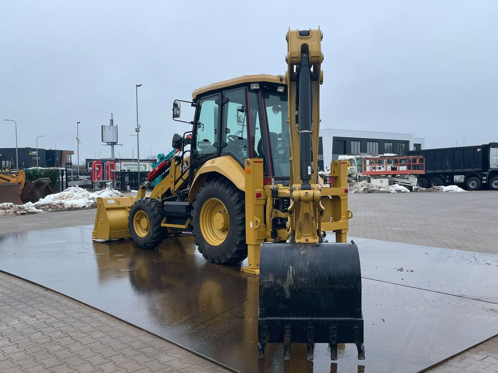 Caterpillar 424 4x4 Backhoe Loader