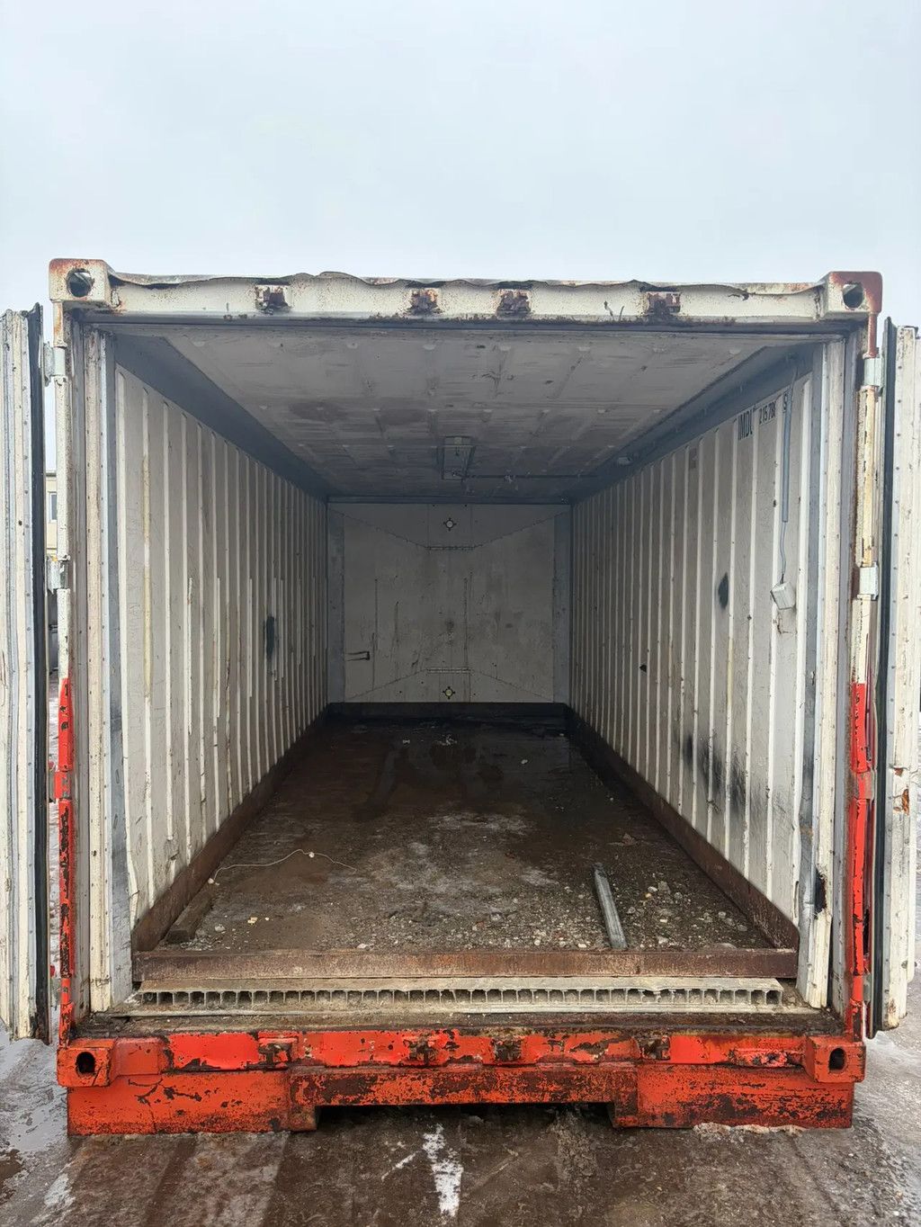 ALL-IN Containers 20ft geïsoleerde container op slede