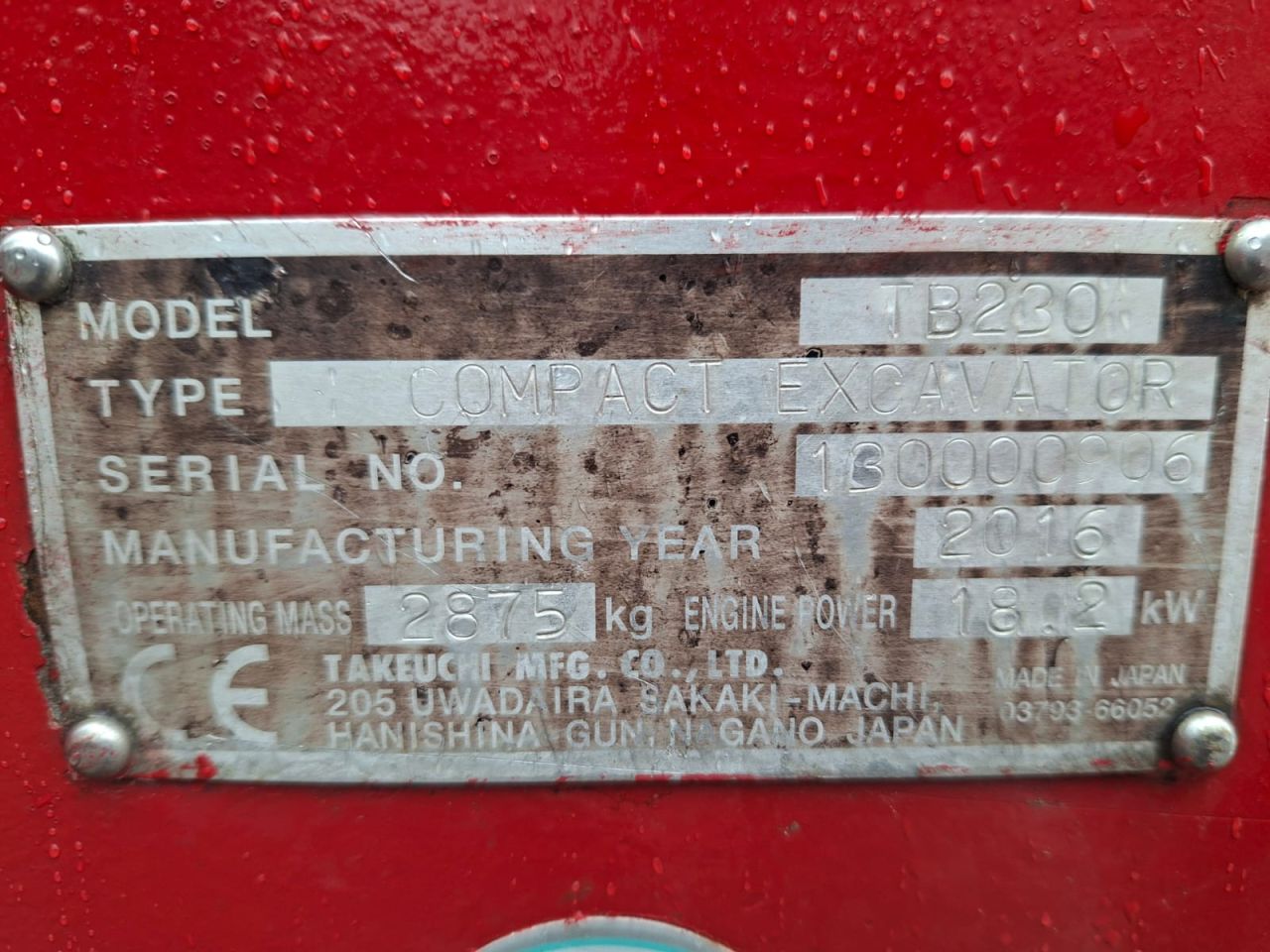 Takeuchi TB230 | bj 2016 | 4732uur | 3 bakken