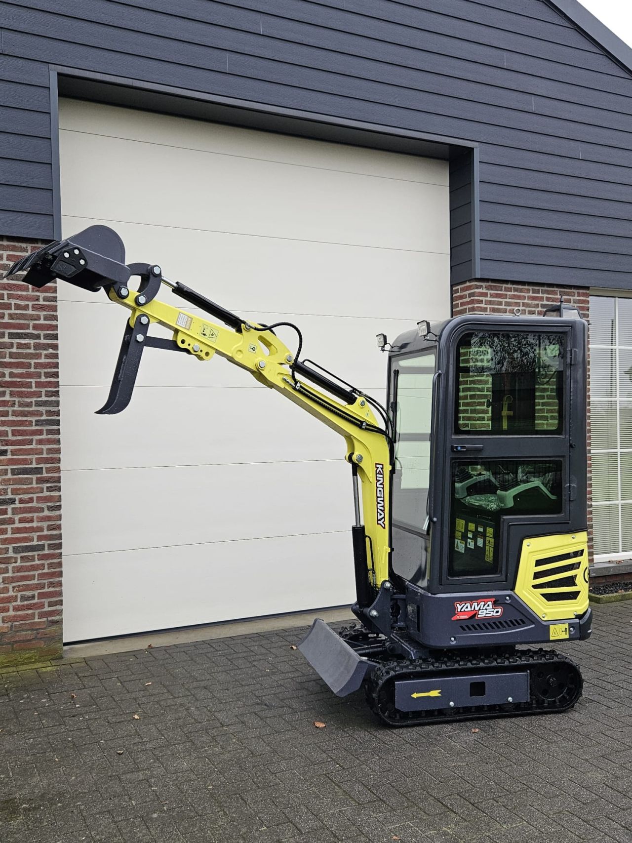 Kingway YAMA 950K Mini Graafmachine minigraver cabine