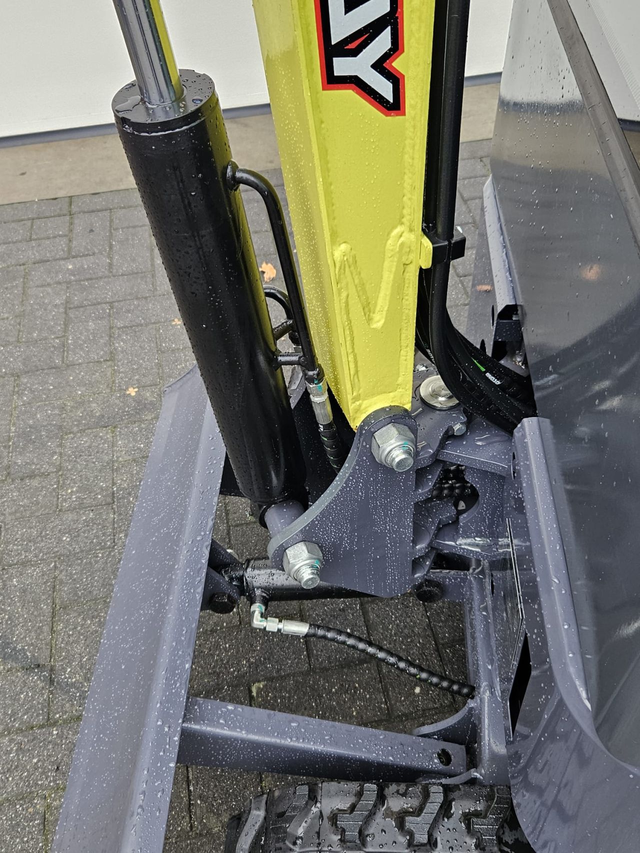 Kingway YAMA 950K Mini Graafmachine minigraver cabine