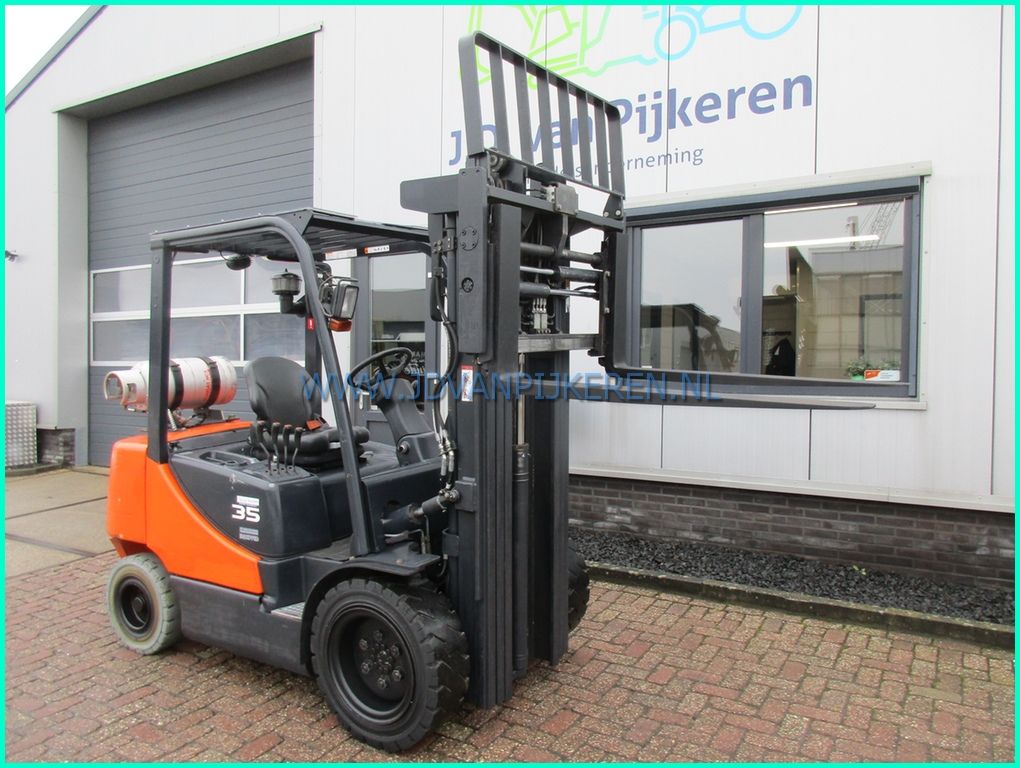 Doosan G35C-5 3.5t triplex4.6m+sideshift+vorkversteller