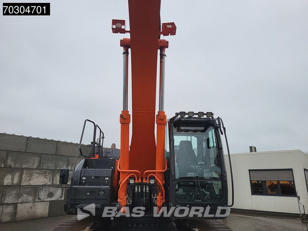 Hitachi ZX300 LC -6 Tiltrotator - 3 Buckets